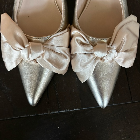 Jack Rogers Women's‎ Debra Slingback Kitten Heel Pumps in Platinum Napa Size 7M - Picture 6 of 12